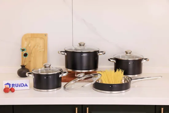キッチン用品 ノンスティック調理器具 ステンレススチールハンドル シリコン付き 8個